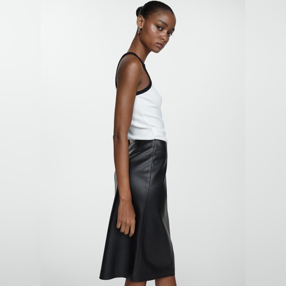 Mango Black leather affect Pencil Skirt NWT - Picture 6 of 6